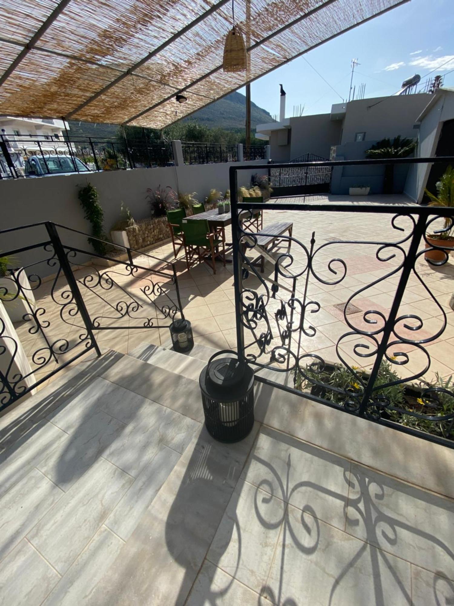 Kasteli House Archangelos (Rhodes)